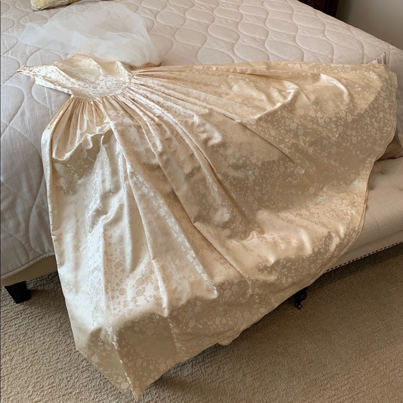 Vintage 1961 Handmade Wedding Dress w/veil sz 6-8 - Picture 15 of 16